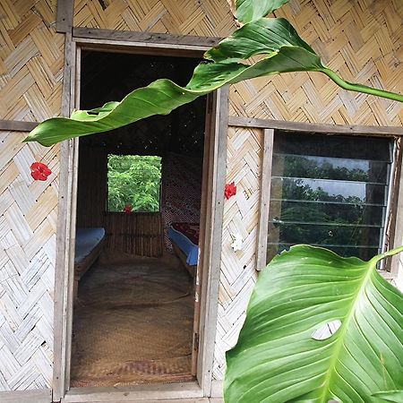Island Paradise Bungalows Lenkuru Kültér fotó